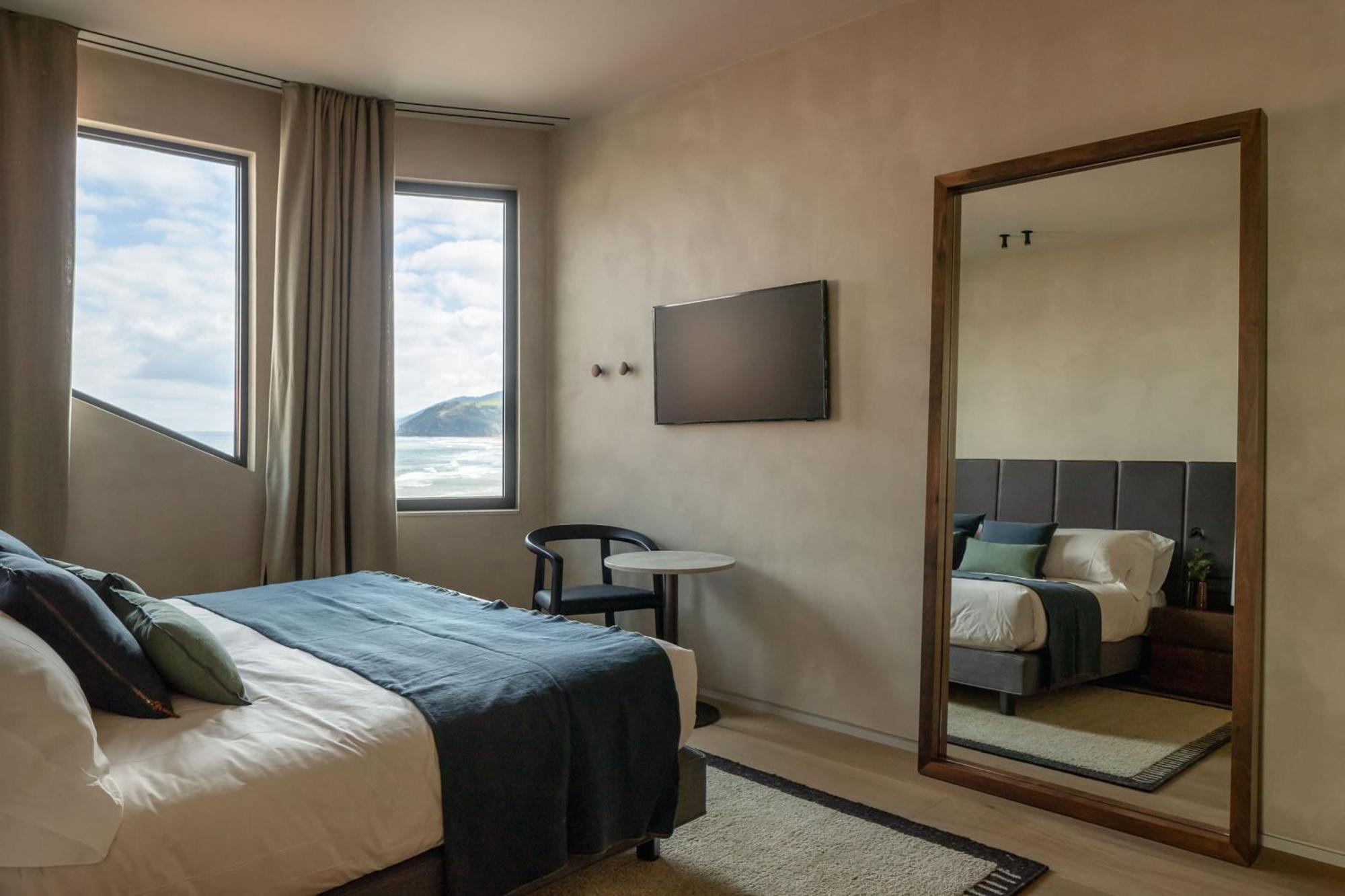 Hotel Ur Bare ซาเราทซ์ ภายนอก รูปภาพ